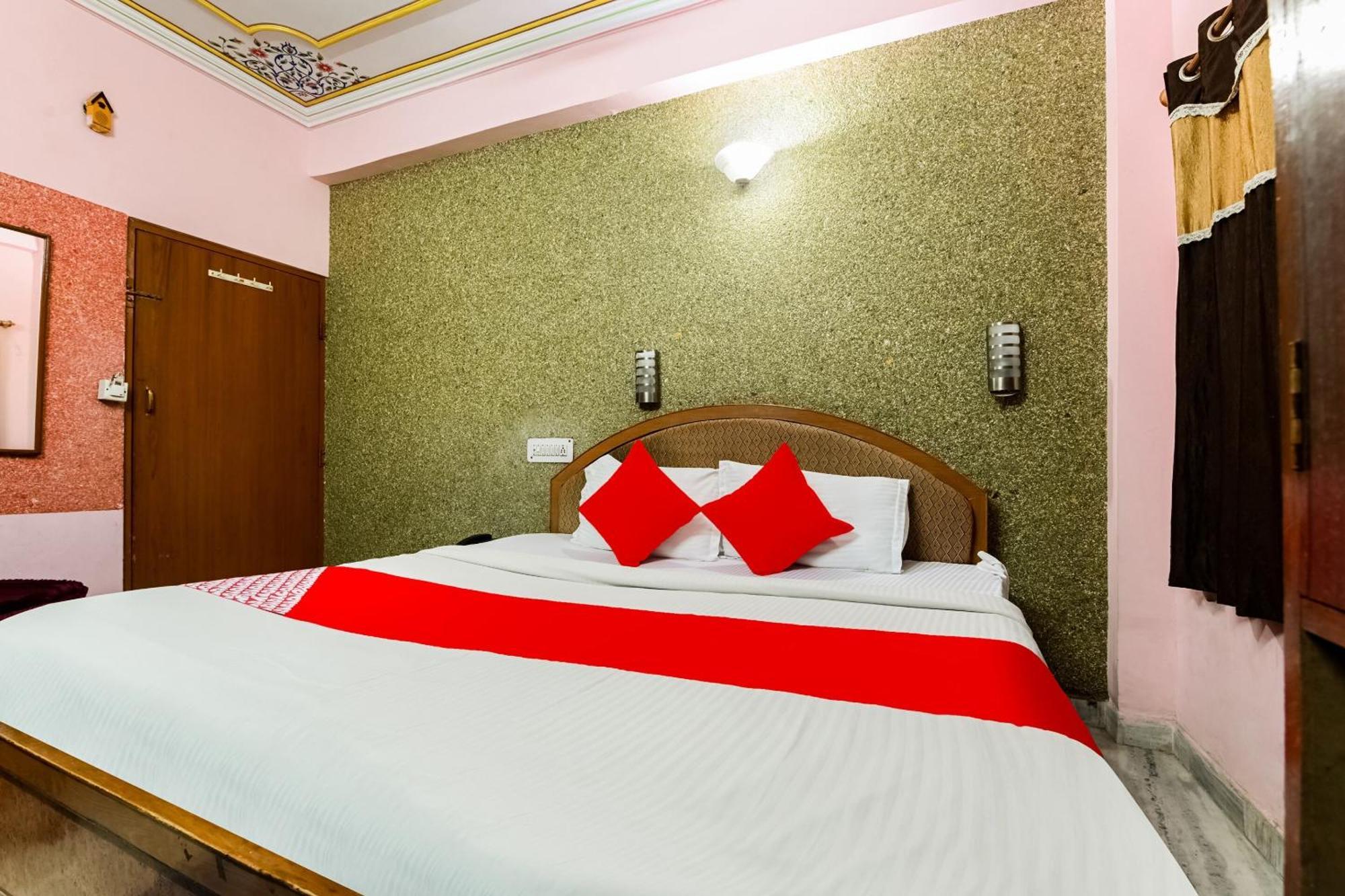 Super Oyo Flagship 72253 Jai Maa Palace Hotel 자이푸르 외부 사진